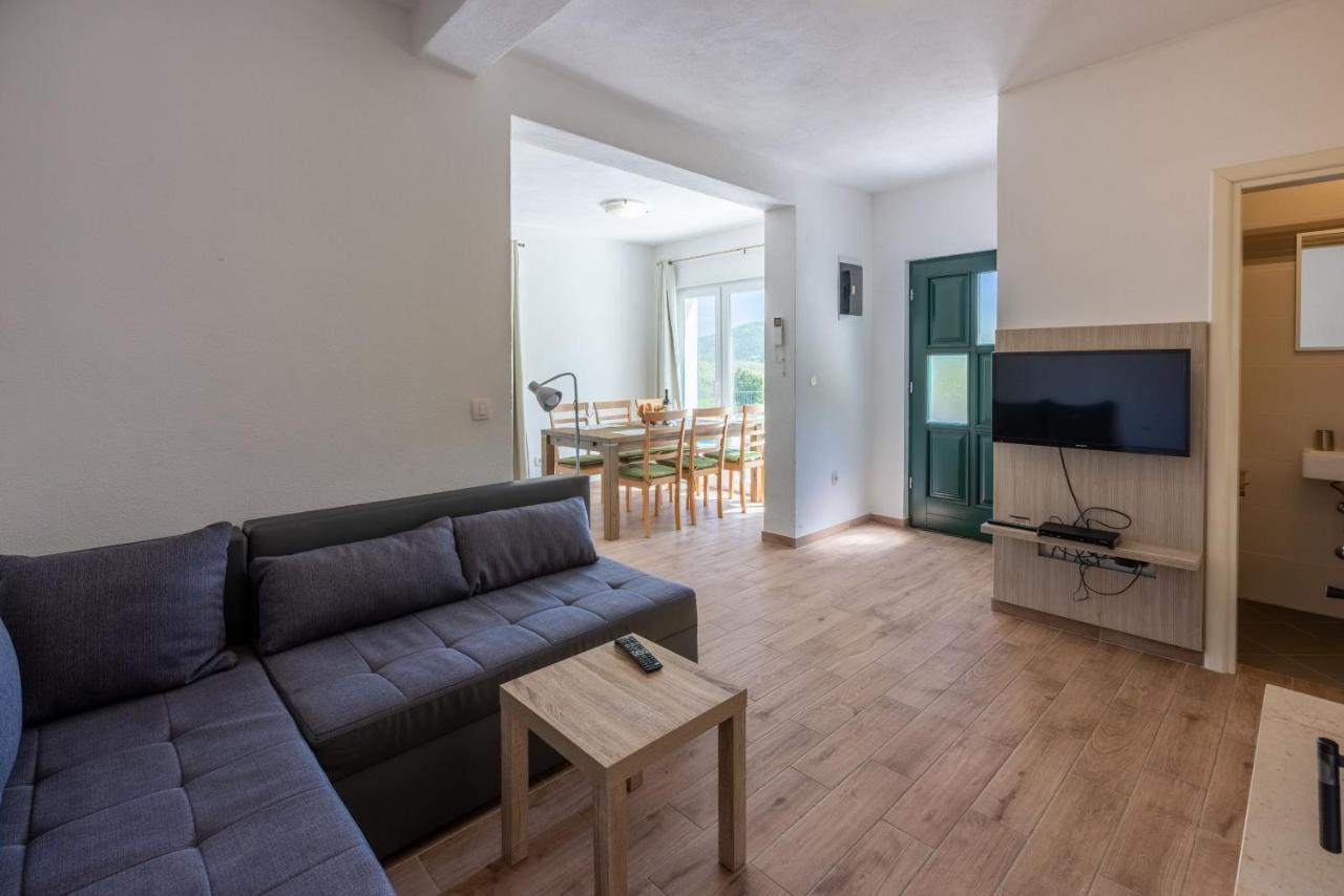 Villa Ana Мотовун Екстер'єр фото